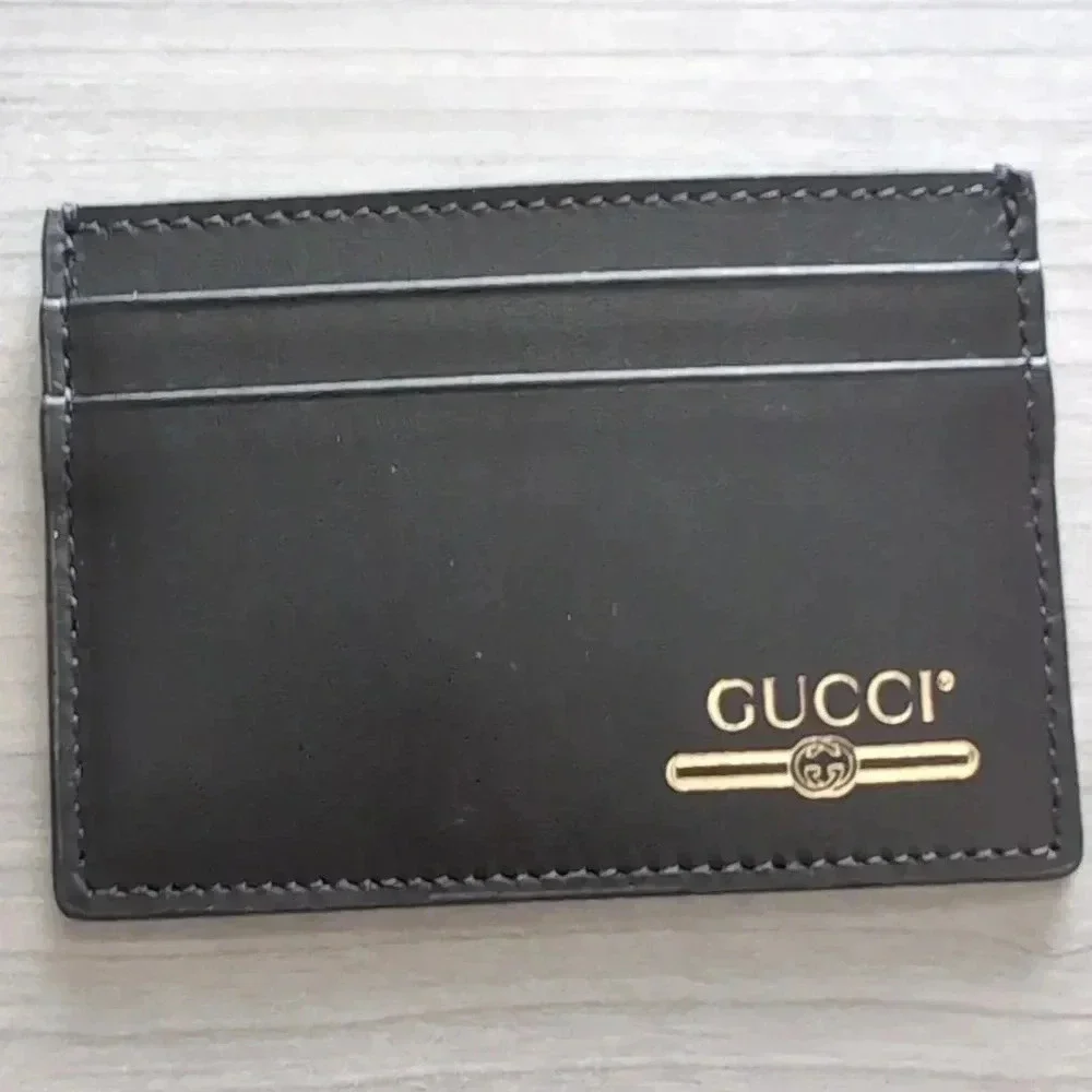 Gucci GG Logo Card Holder in black